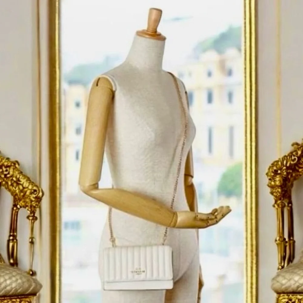 COACH Cream Linear Quilted Flap Belt Bag / Crossbody with Gold Chain - Picture 9 of 9